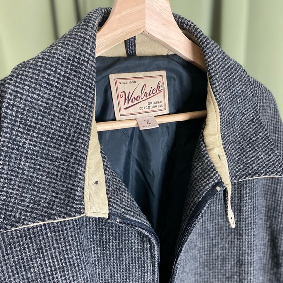 Vintage Men’s Woolrich Jacket - Picture 7 of 10